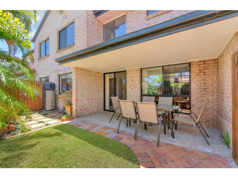 33/141 Pacific Pines Boulevard, Pacific Pines QLD 4211