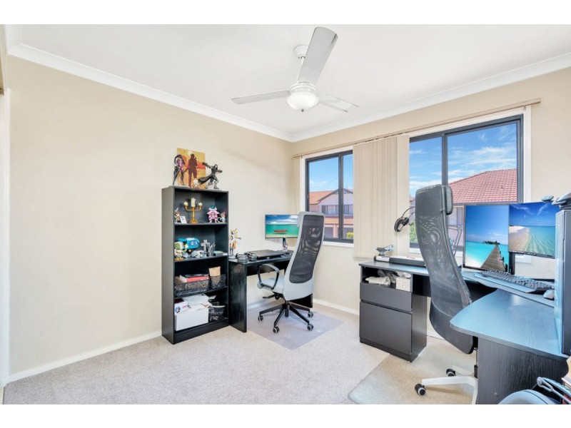 33/141 Pacific Pines Boulevard, Pacific Pines QLD 4211