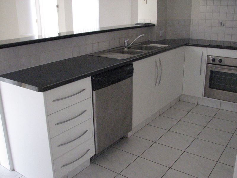 26 Molokai Crescent, Pacific Pines QLD 4211