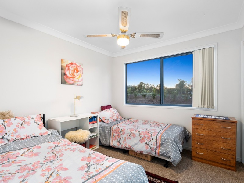 34/2 Studio Drive, Pacific Pines QLD 4211