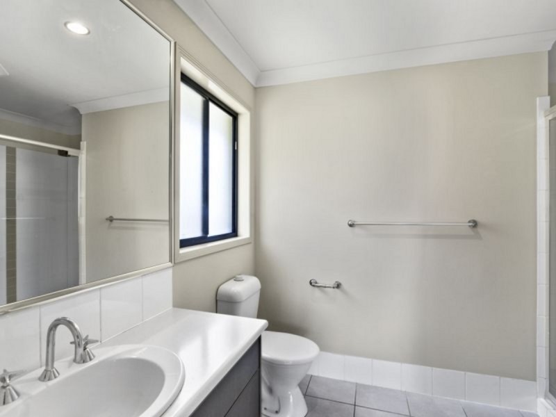 71 Cossington Circuit, Maudsland QLD 4210