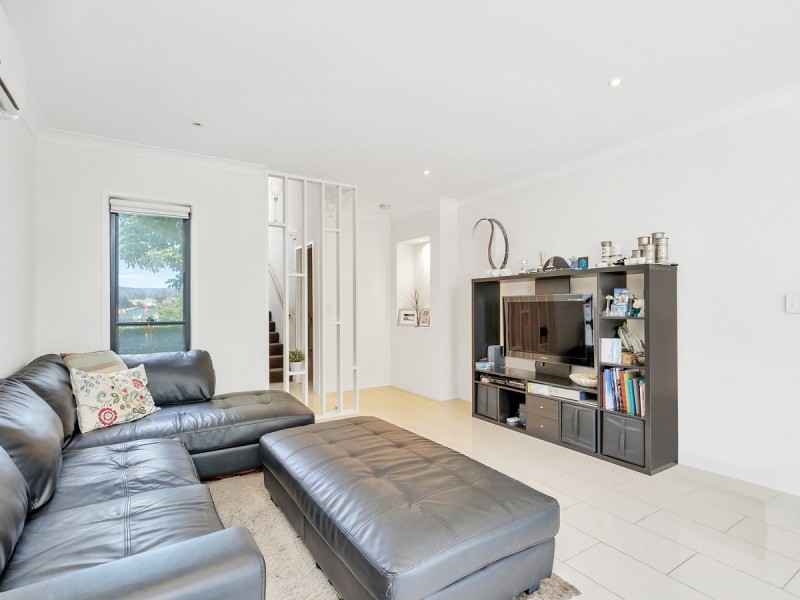 6/14 Norris Street, Pacific Pines QLD 4211