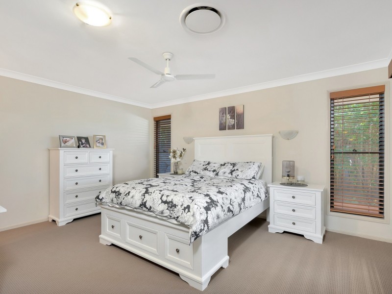 8 Brissendon Street, Maudsland QLD 4210