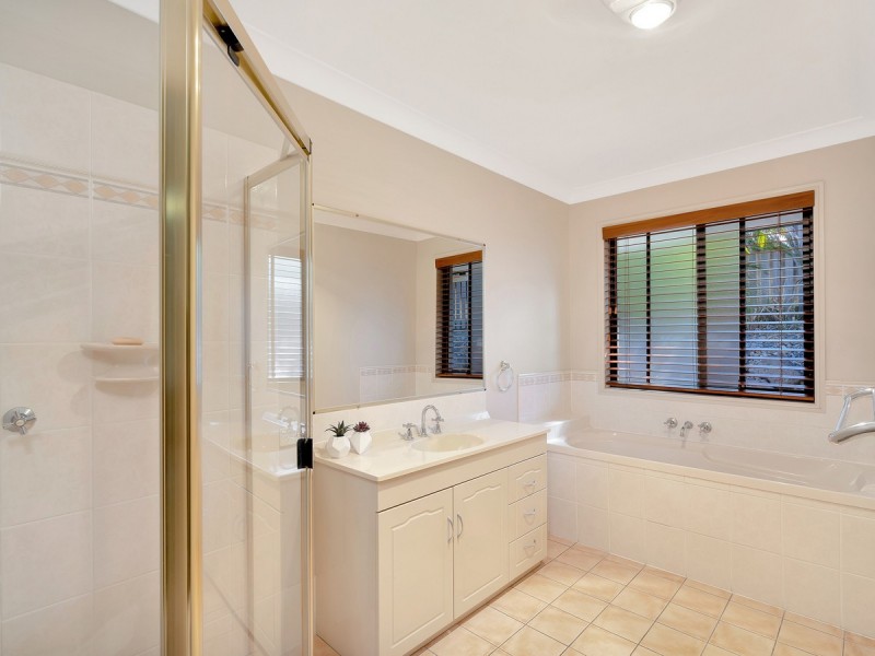 8 Brissendon Street, Maudsland QLD 4210