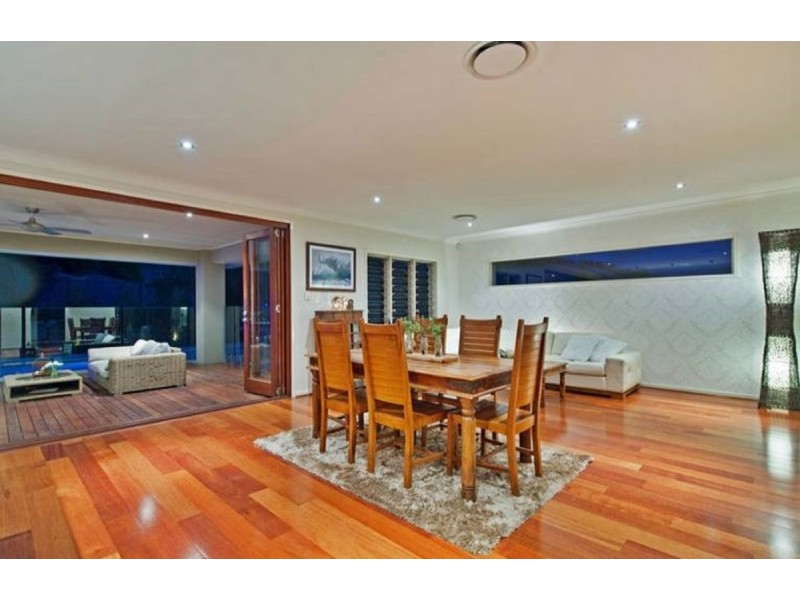 15 Summer Hill Crescent, Maudsland QLD 4210