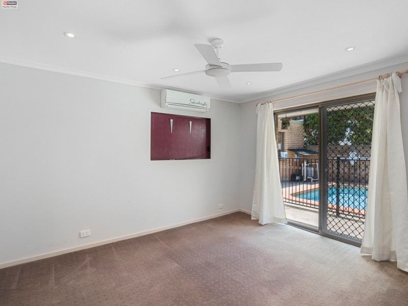 5 Barradine Crescent, Helensvale QLD 4212