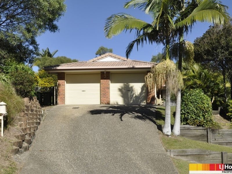 3 Malita Place, Pacific Pines QLD 4211