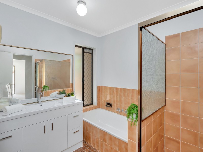 1/30 Patura Drive, Ashmore QLD 4214