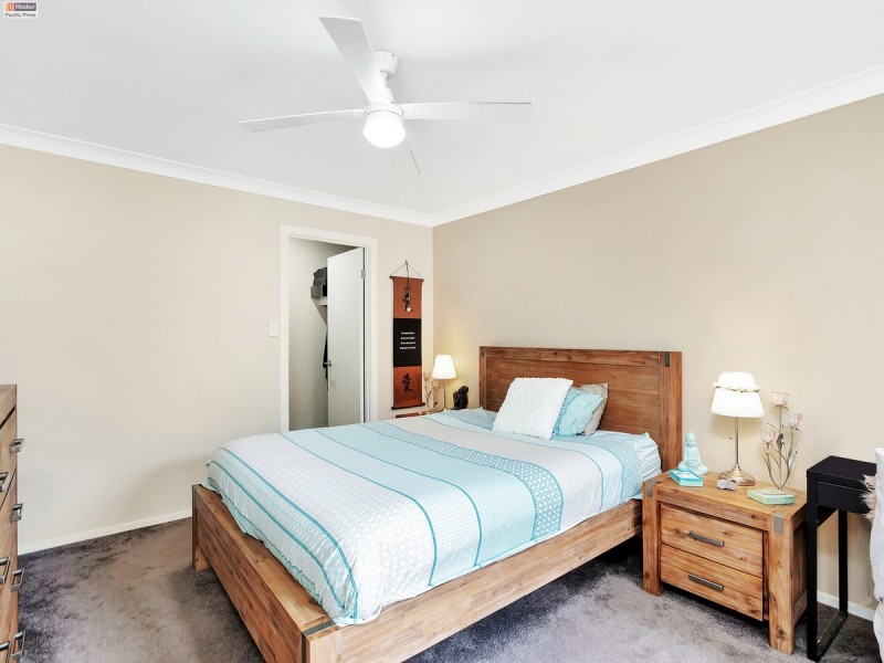 17 Norfolk Drive, Pacific Pines QLD 4211