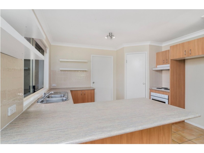 39 Maui Crescent, Oxenford QLD 4210