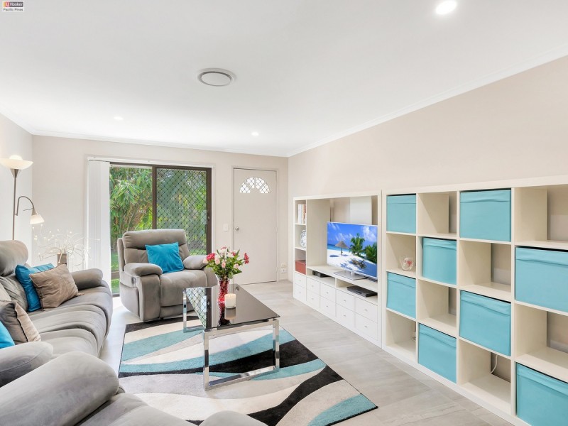 2/18 Columbia Court, Oxenford QLD 4210