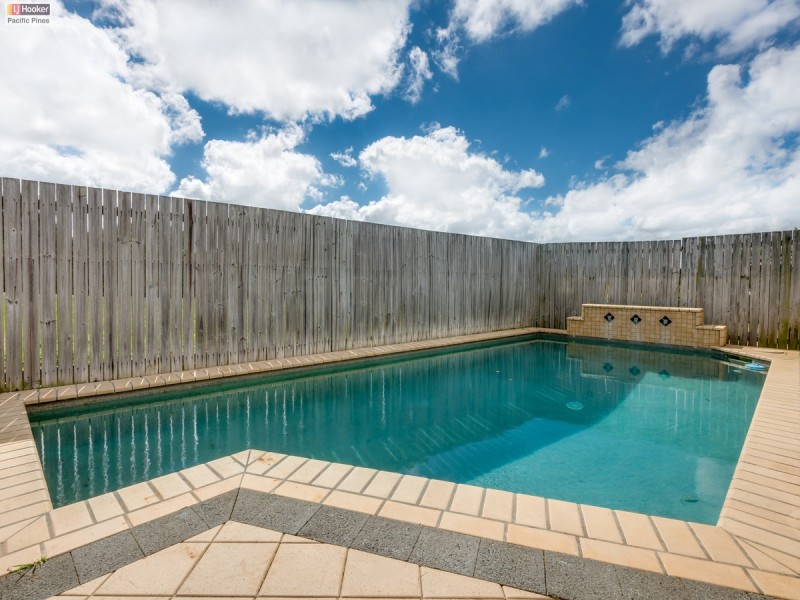 17 Govett Street, Pacific Pines QLD 4211