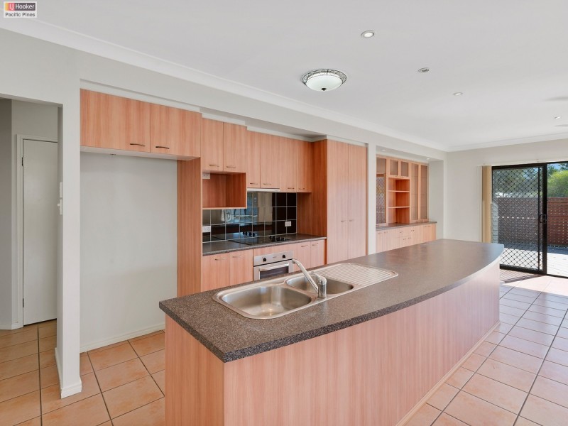 17 Govett Street, Pacific Pines QLD 4211