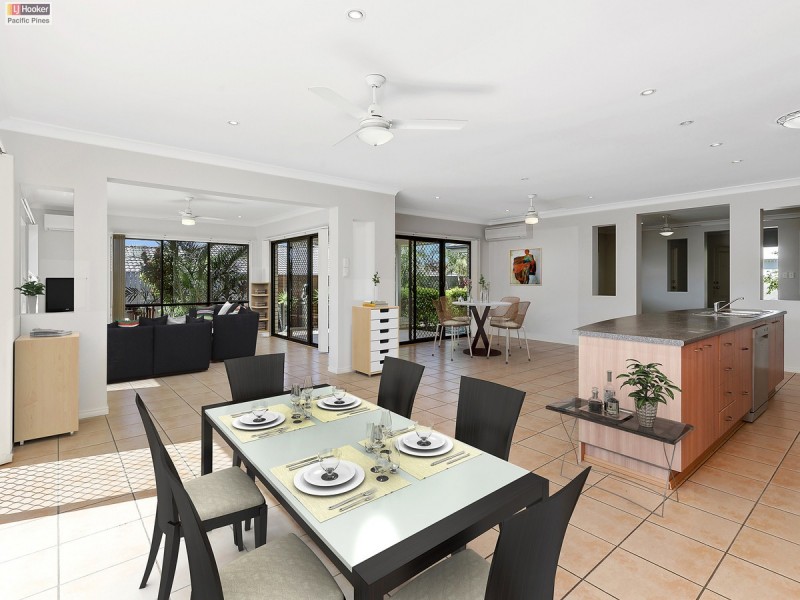 17 Govett Street, Pacific Pines QLD 4211