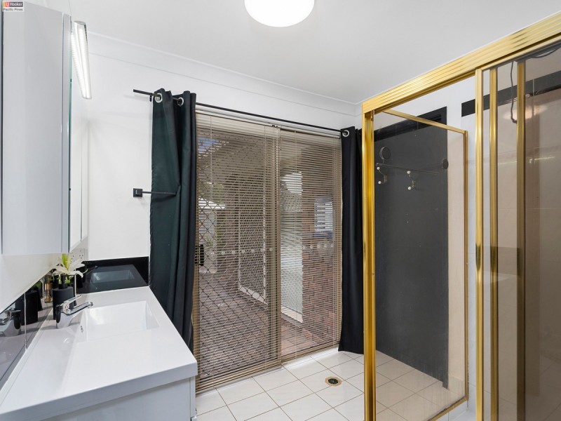 12 Missouri Way, Oxenford QLD 4210