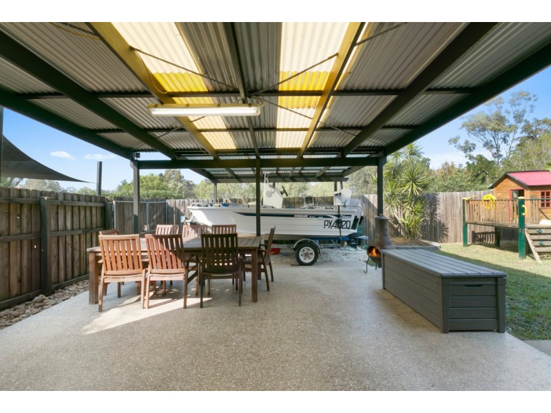 2/25 Chaplin Crescent, Oxenford QLD 4210