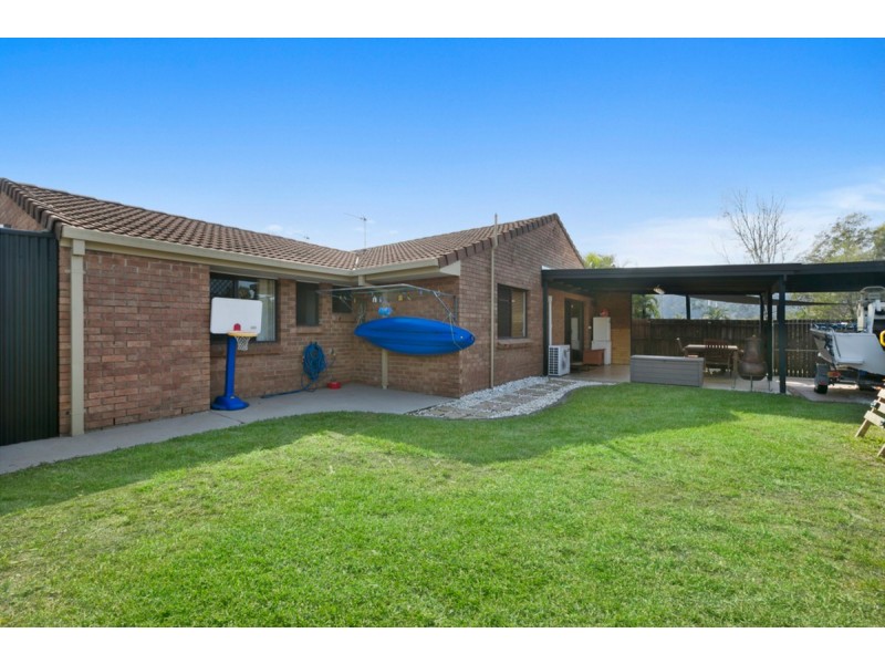 2/25 Chaplin Crescent, Oxenford QLD 4210