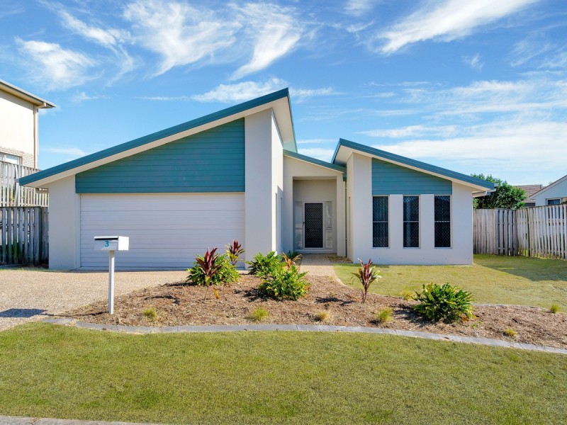 3 Ainsworth Street, Pacific Pines QLD 4211