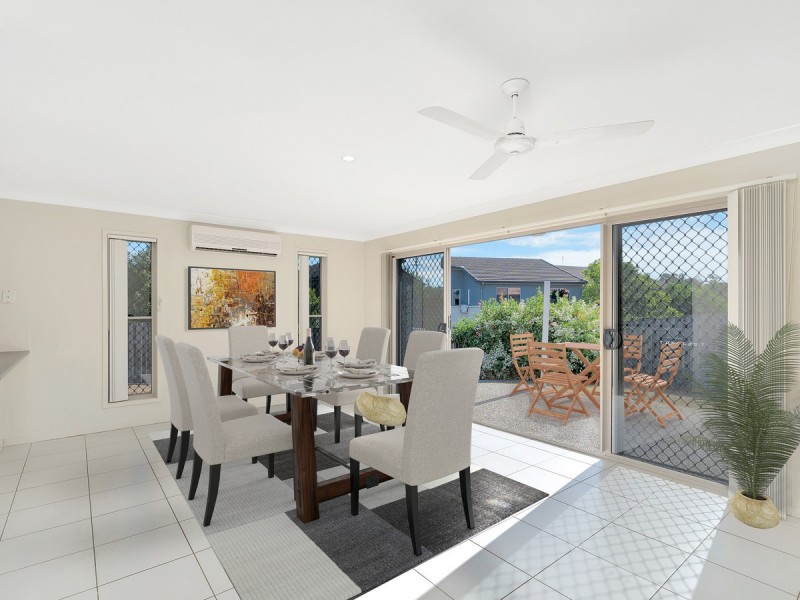 3 Ainsworth Street, Pacific Pines QLD 4211