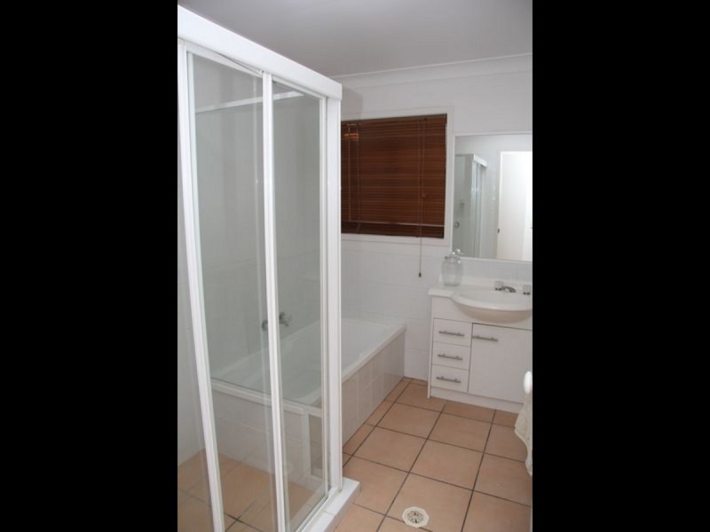 15 Harrow Place, Arundel QLD 4214