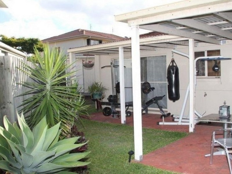 15 Harrow Place, Arundel QLD 4214
