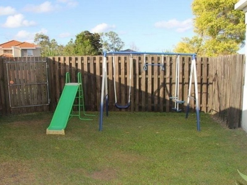 15 Harrow Place, Arundel QLD 4214