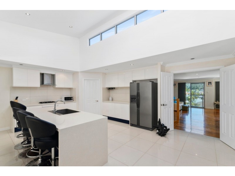 68 Diamantina Circuit, Pacific Pines QLD 4211
