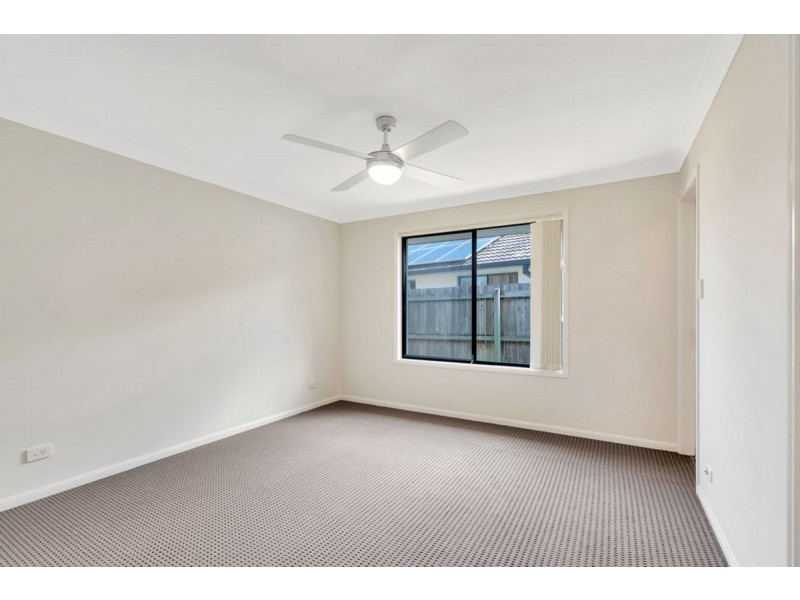 68 Serafina Drive, Helensvale QLD 4212