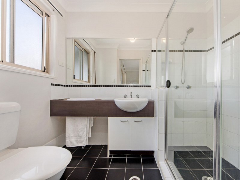 112/31 Archipelago Street, Pacific Pines QLD 4211