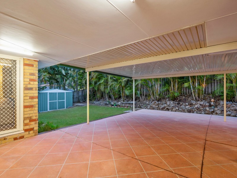10 Atoli Rise, Pacific Pines QLD 4211