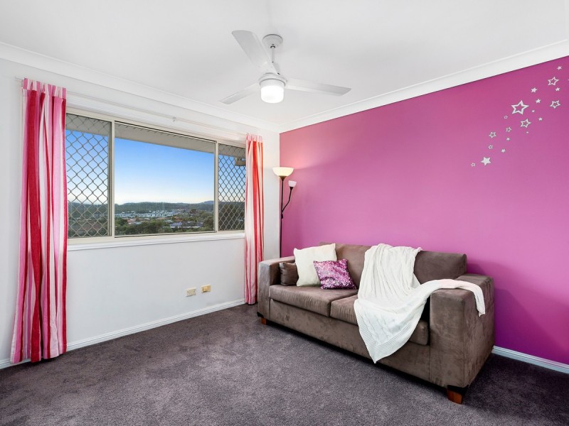 10 Atoli Rise, Pacific Pines QLD 4211