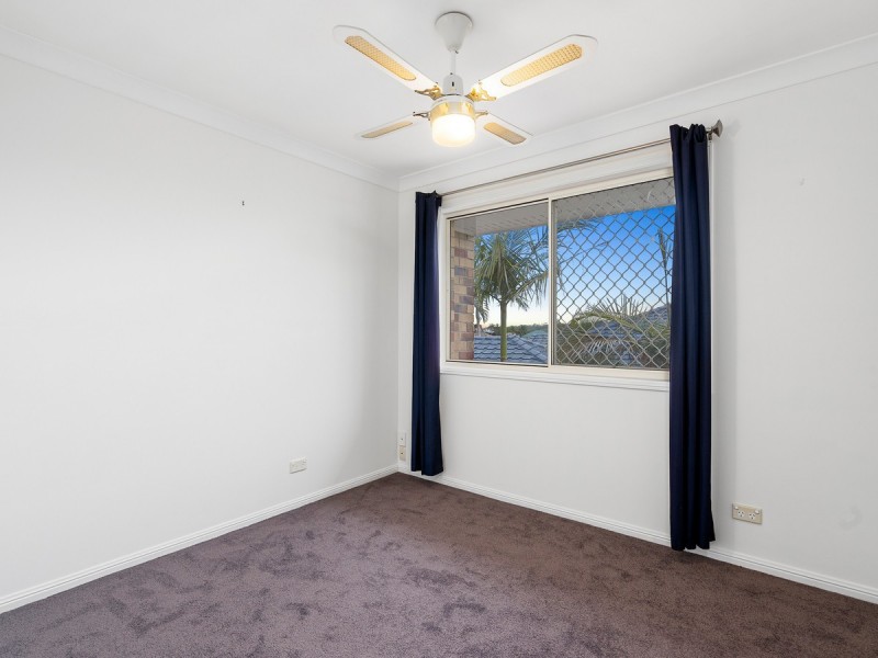 10 Atoli Rise, Pacific Pines QLD 4211