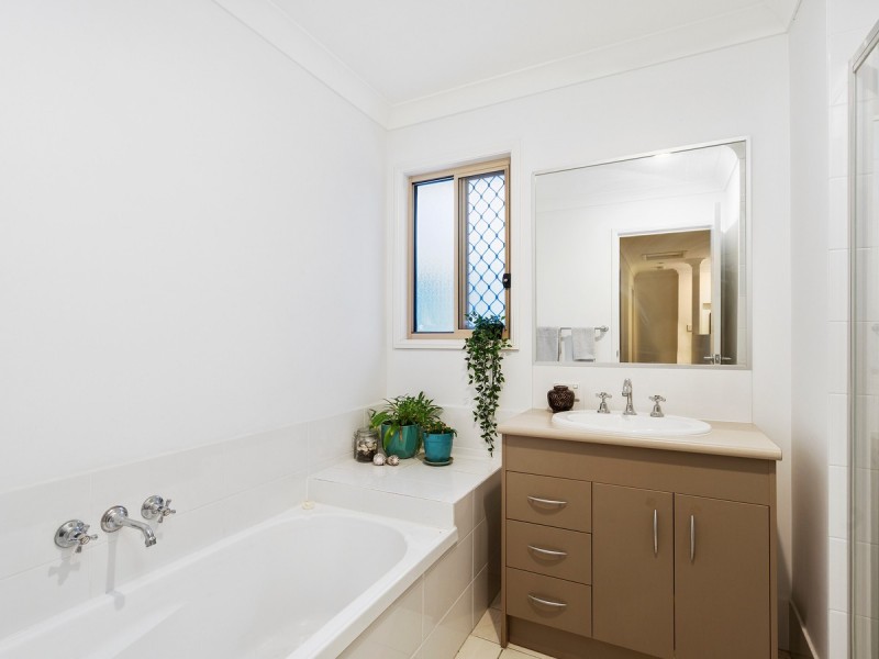 13 Amaray Drive, Upper Coomera QLD 4209