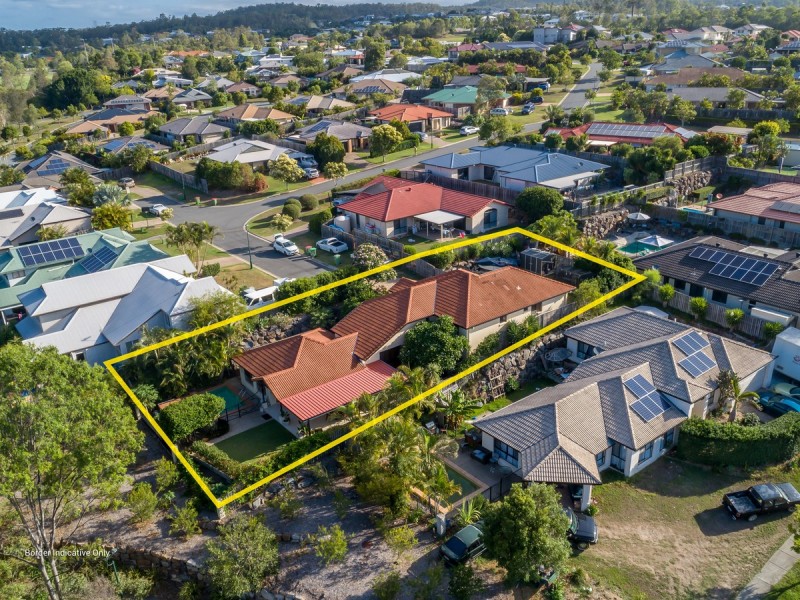 8 Coonowrin Street, Pacific Pines QLD 4211