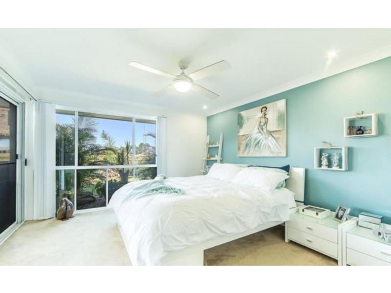 5 Ballybunyon Crescent, Hope Island QLD 4212