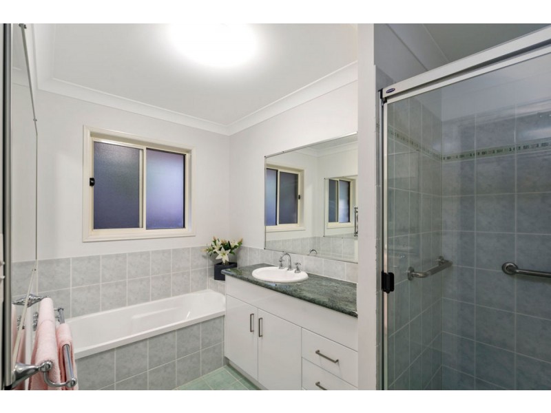 13 Cossington Circuit, Maudsland QLD 4210