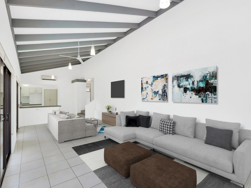 2/96 Yangoora Crescent, Ashmore QLD 4214