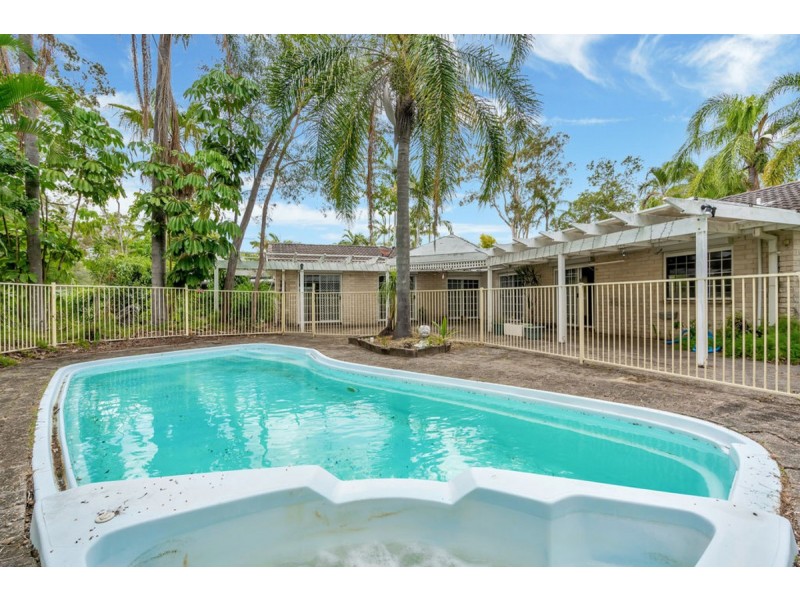 24 Missouri Way, Oxenford QLD 4210