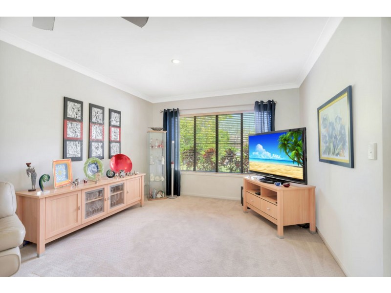 11 Stockdale Street, Pacific Pines QLD 4211