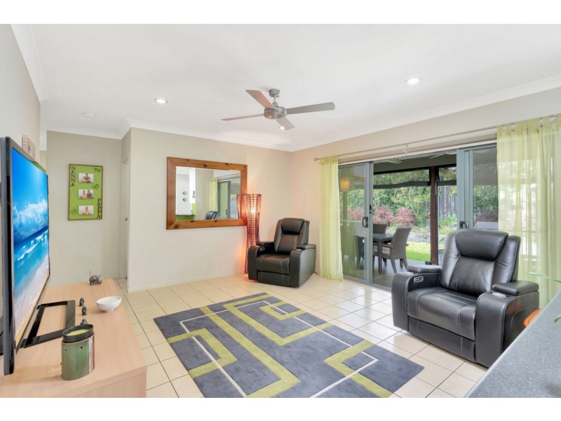 11 Stockdale Street, Pacific Pines QLD 4211