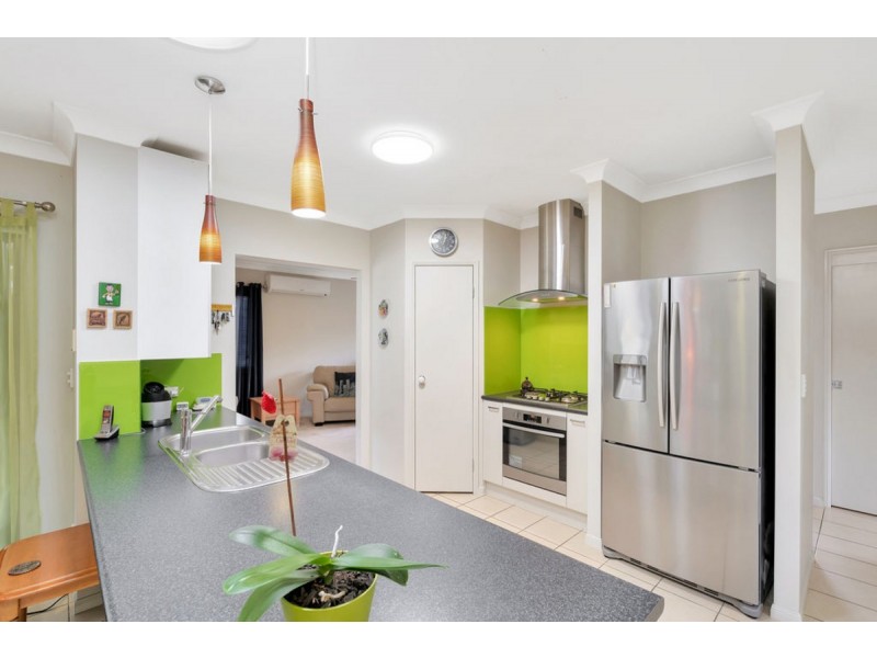 11 Stockdale Street, Pacific Pines QLD 4211