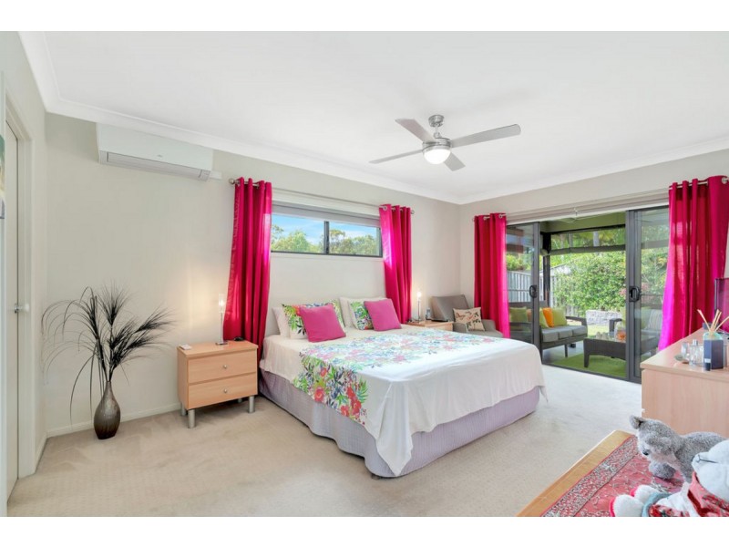 11 Stockdale Street, Pacific Pines QLD 4211