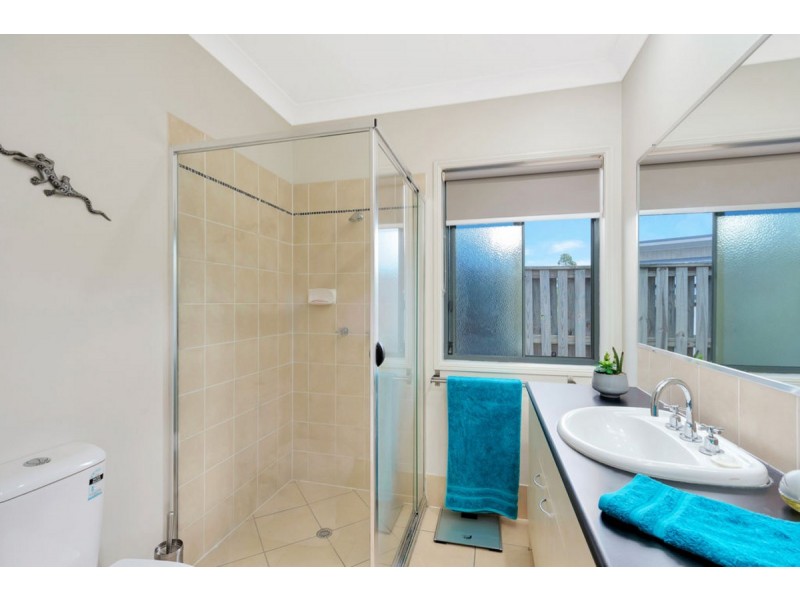 11 Stockdale Street, Pacific Pines QLD 4211