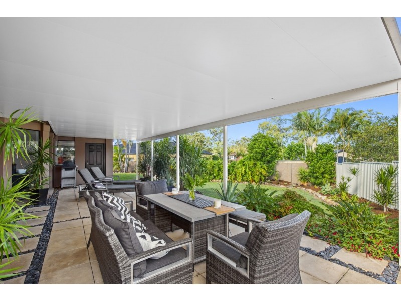 10 Oxford Place, Arundel QLD 4214