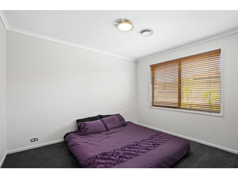 10 Oxford Place, Arundel QLD 4214