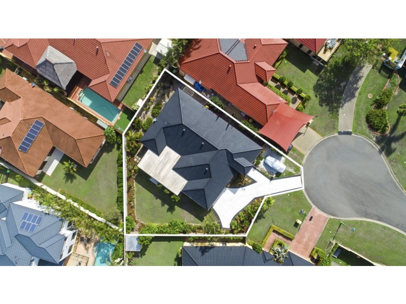 10 Oxford Place, Arundel QLD 4214