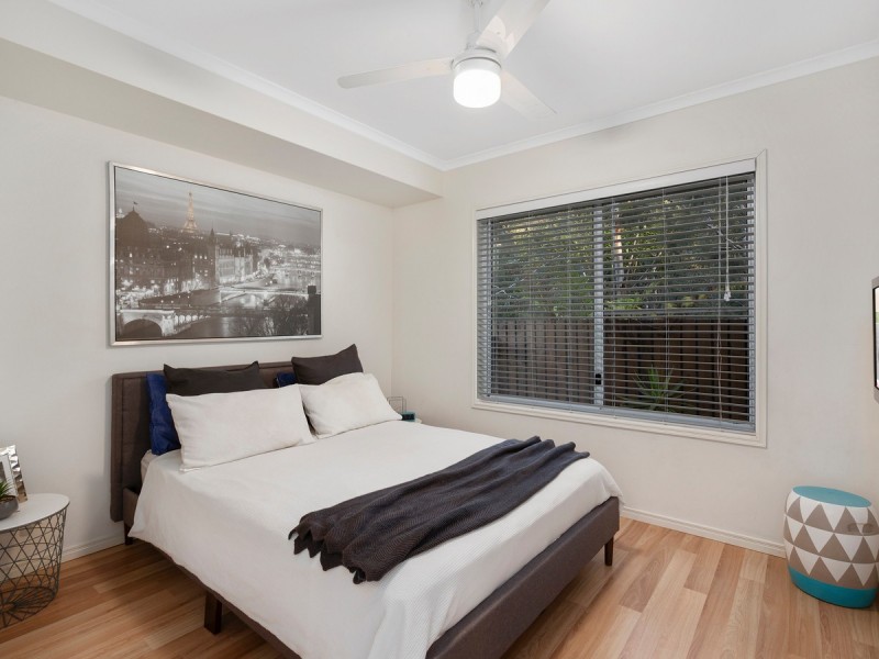 64 Roberts Drive, Maudsland QLD 4210