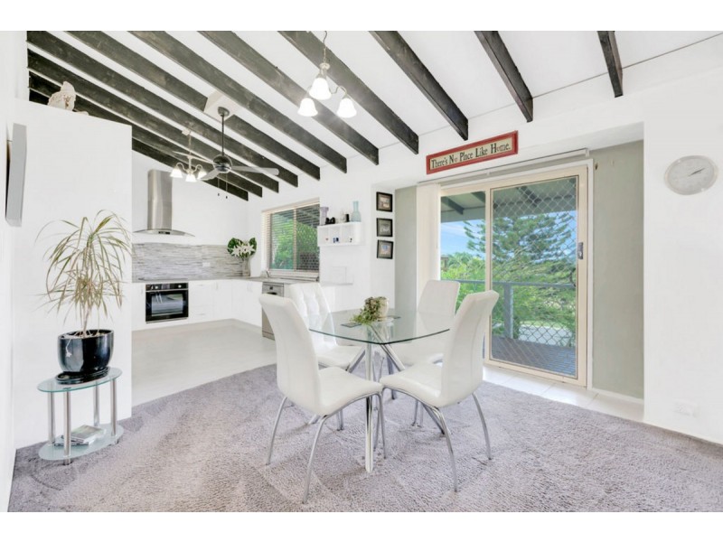 26 Jabiluka Drive, Highland Park QLD 4211
