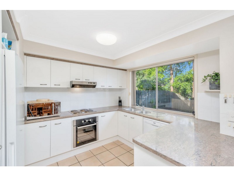 10/19 Harrow Place, Arundel QLD 4214