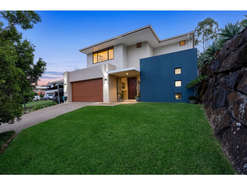 3 Bounty Way, Pacific Pines QLD 4211